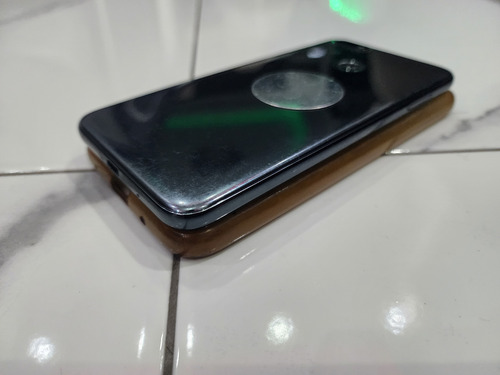 Motorola E6 Play Att Con Accesorios (Usado)