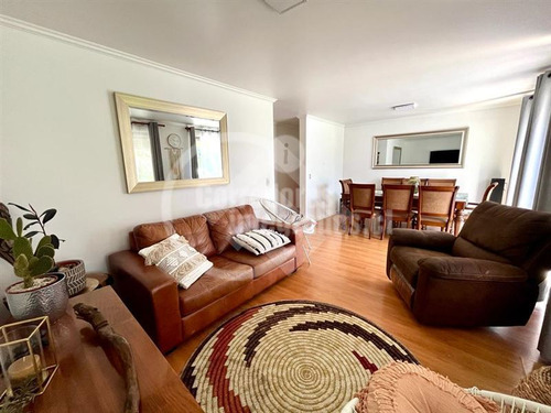 Casa En Venta De 3 Dorm. En Colina