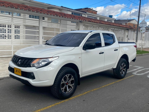 Mitsubishi L200 SPORTERO 2.5 High Power