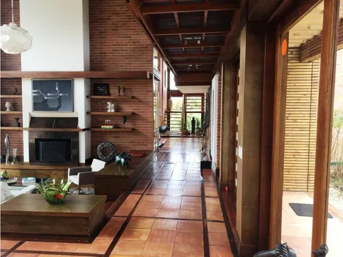 Casa De 2 Niveles En Parcelación, Vía El Escobero