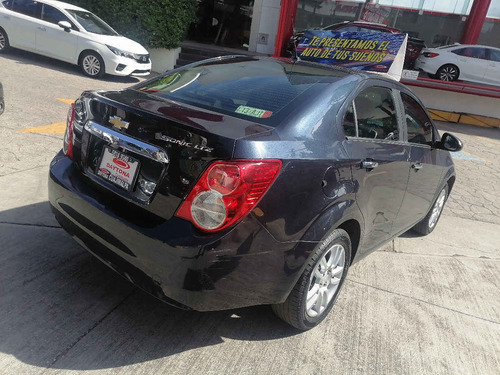 Imagen 5 de 15 de Chevrolet Sonic 2016 4p Ltz L4/1.6 Aut