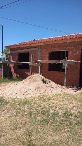 Chalet A 6 Cuadras Del Mar - Calle 83 N° 648 - Mar Del Tuyu