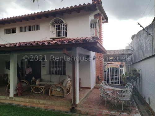  Hermosa Casa En Venta La Tahona Mls24-16826