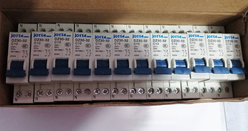 Imagen 5 de 7 de Interruptor Automático Doble Fase Neutro Breaker Tv Inversor