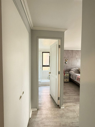 Departamento Remodelado En Venta De 3 Dorm. En Providencia