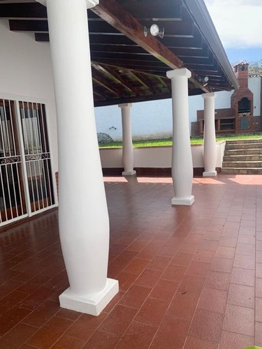 Imagen 7 de 19 de Vendo Casa 700m2 6h/6b/4p La Lagunita 9039