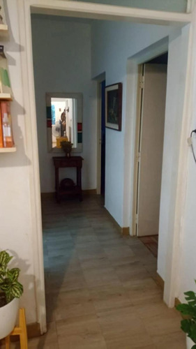 Casa En Venta - 3 Dormitorios 3 Baños - Cochera - 346mts2 - Trapiche