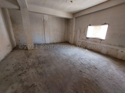 Imagen 29 de 30 de George Tahan #23-13434 Venta Espectacular Edificio Super Bien Ubicado En Pleno Corazón De Maiquetía