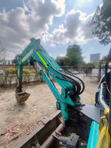 Miniexcavadora Kobelco Sk28sr