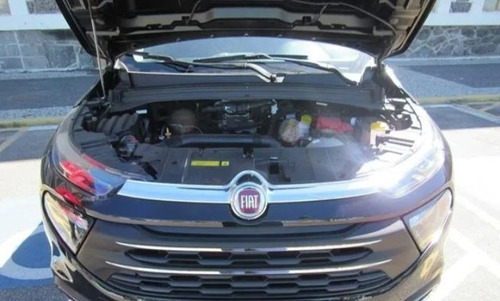 Fiat Toro 2021 1.8 16v Freedom Flex 4x2 Aut. 4p