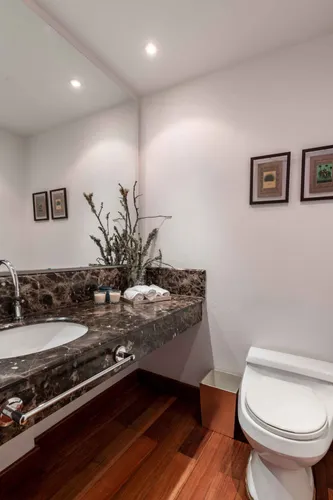 Apartamento En Venta En Los Rosales. Cod V11818