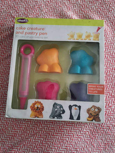 Chef'n Cake Creature Pastry Pen Juego De Moldes Horneado 