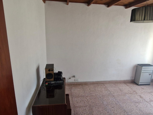 Oportunidad Casa Barrio Aeroparque 4 Ambientes Dueño Directo Apta Credito