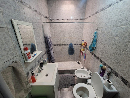 Casa En Venta 4 Ambientes Isidro Casanova