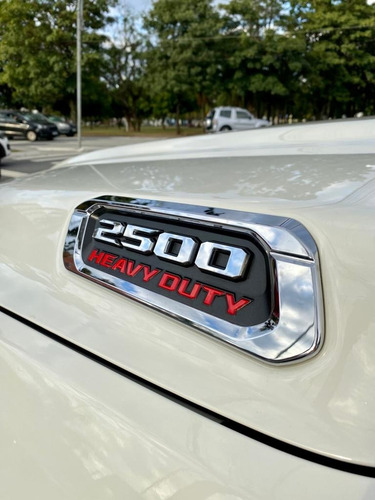 Imagem 10 de 16 de Ram 2500 Laramie 6.7 Turbo Diesel 4x4 Aut - Mônaco Automóve.