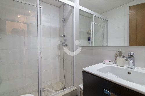 Departamento En Venta De 3 Dorm. En Las Condes
