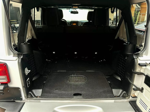 Jeep Wrangler 3.6 Unlimited Sahara 4x4 At