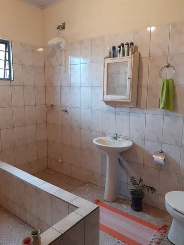 Imagem 11 de 14 de Linda Chácara Em Sarapuí - 2100 M2 Murada Com Piscina