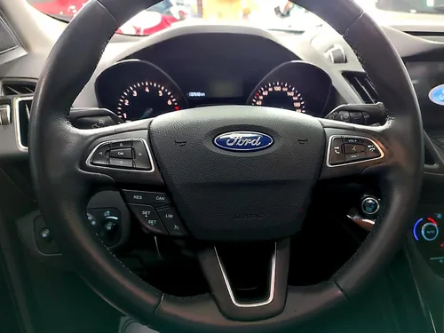 Ford Escape 2.0 titanium 4x2 at