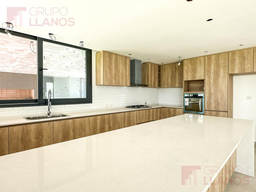 Venta De Casa A Estrenar Con 3 Dormitorios Con Vista Al Golf En Everlinks