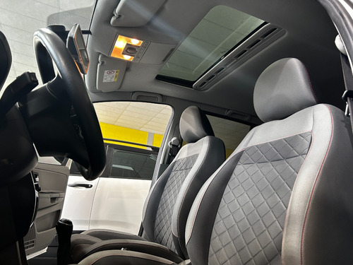 Volkswagen Suran 1.6 Highline Msi 110cv