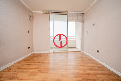 Se Vende Departamento Con Vista Al Mar, Costanera Huayquique