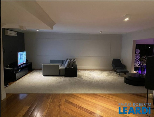 Imagem 10 de 14 de Apartamento - Panamby - Sp - 640139