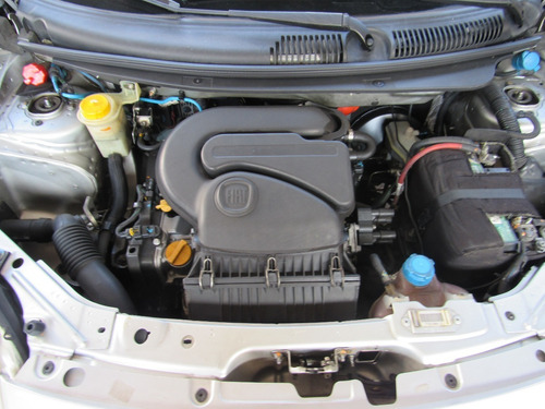Imagem 7 de 8 de Fiat Palio 1.0 Attractive 2013 Completo