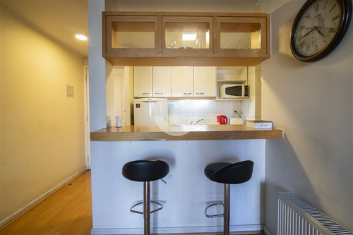 Departamento En Venta De 1 Dorm. En Las Condes