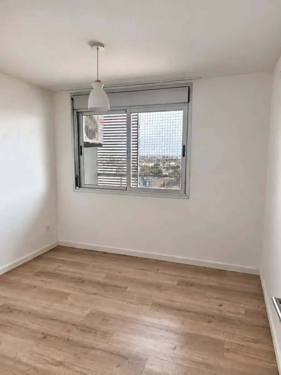 Alquiler Apartamento 1 Dormitorio De Piso Alto Cerca De Facultades Cordón - Rh-16535 · Foto 4
