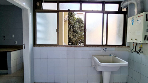 Imagem 17 de 20 de Apto Gávea | 3 Quartos | 132 M² | Cond: R$1950.00 | 1 Vaga - 1d0jm7s