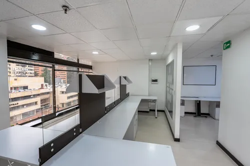 Oficina En Arriendo/venta En Porciúncula. Cod A1105052