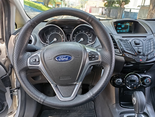 Ford Fiesta 1.6 16v Titanium Flex Powershift 5p