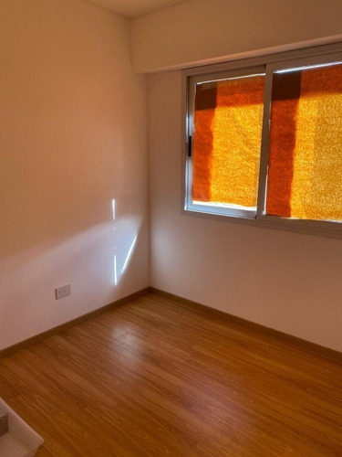 Imagen 10 de 13 de Departamento En Venta En La Tablada