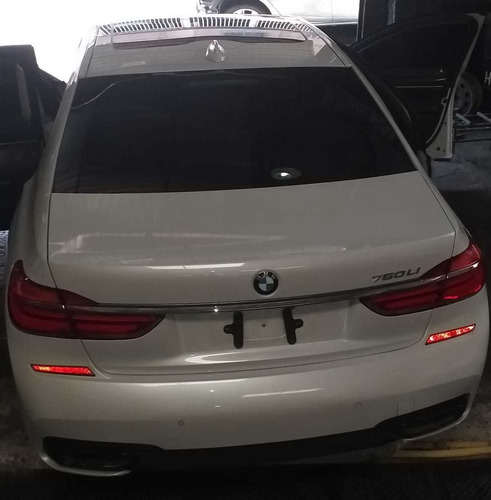 Imagem 9 de 13 de Bmw 750i Sedã