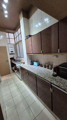 Recoleta | Cálido Depto Para Familia Ó Profesional | 82 M2