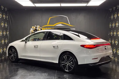 Unico Mercedes-benz Clase Eqe 0.0 350+