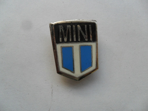 Pin Esmaltado Insignia Antigua Mini Cooper Auto Clasico