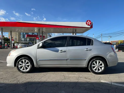 Nissan Sentra SL 2.0cc AT AA 4X2
