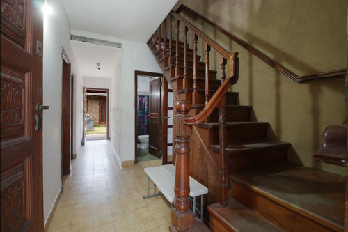 Increíble Casa A Refaccionar O Lote. Hurlingham