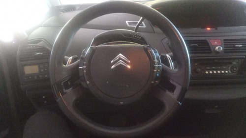 Imagem 8 de 10 de Citroen C4 Picasso Glx 2.0 Gasol. 2010