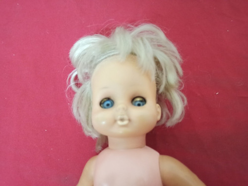 Antigua Muñeca Lili Ledy Con Detalles. (Usado)