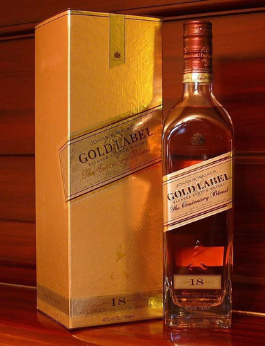 Imagen 2 de 10 de Whisky Johnnie Walker Gold Label 18 Años 750ml En Estuche