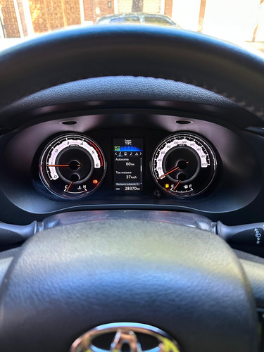 Toyota Hilux Srx 4x4 6mt 28.000km Unico Dueño Igual A 0km