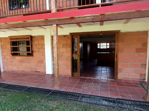 Apartamento En Arriendo Ubicado En San Vicente Sector Vereda San Luis (23201).