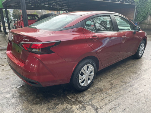 Imagen 10 de 10 de Nissan Versa Mt 1.6 Año 2022
