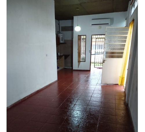 Imagen 10 de 18 de Terreno Parquizado Con Mejoras. Villa Tesei. Hurlingham