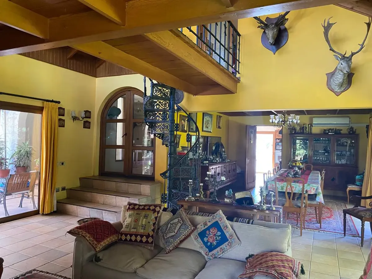 Imagen 4 de 18 de Gran Casona !!!,oportunidad Ideal Para Uso Comercial Malloco