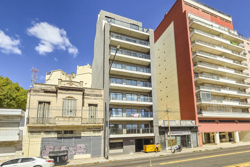 Departamento En Paternal - Piso Alto - Terraza Propia.