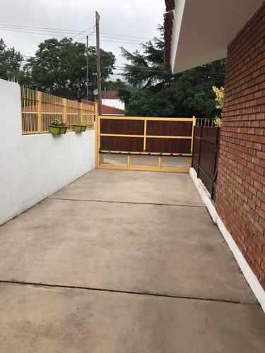 C216 Venta - Miguel Muñoz, Cómodo Chalet Excelente Ubicación
